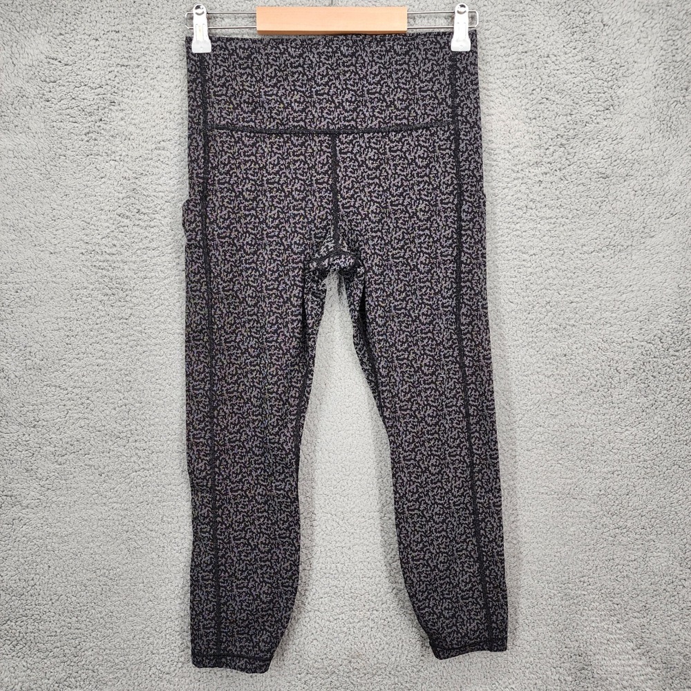 Athleta Medium Ultimate Stash Pocket Textured 7/8 Tights Leggings‎ Black White